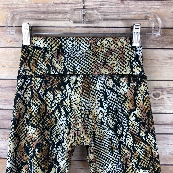 Flywheel | Snakeskin Print Workout Leggings Size S - Picture 5 of 7
